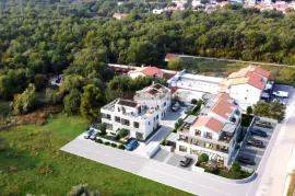 ISTRA-POREČ, KUĆA 122m2, NA ATRAKTIVNOJ LOKACIJI, Poreč, Σπίτι