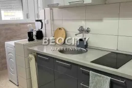 Novi Sad, Železnička Stanica, Bulevar kralja Petra I , 1.0, 37m2, Novi Sad - grad, Appartement