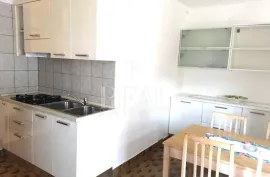 Šijana,odlična lokacija uređeni stan od 60m2 !, Pula, Appartement