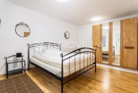 Podstrana, Strožanac, jednosobni apartman za dugoročni najam  40 m2, Podstrana, Appartment