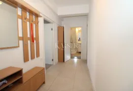 Istra, Pula- renovirani dvosoban stan 57m2 u centru, Pula, Daire