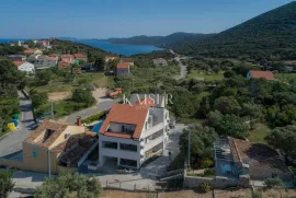 Otok Lošinj, Sv. Jakov, dvosoban stan 93m2, Mali Lošinj, Apartamento