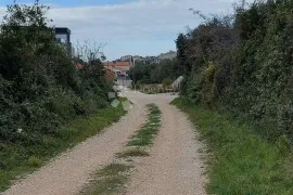 Odličan građevinski teren s pogledom, 200 m od mora, Sveti Filip I Jakov, Terreno