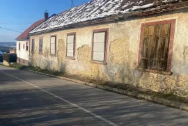 Kuća u prirodi, Gornji Kneginec, Famiglia