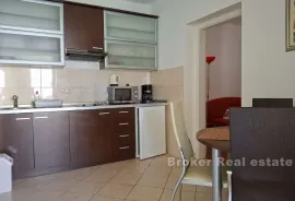 Apartmanska kuća s otvorenim pogledom na more, Trogir, Maison