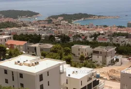 Apartmani u novogradnji s prekrasnim pogledom i blizinom mora, Makarska, Kвартира