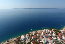 Atraktivno građevinsko zemljište prvi red do mora, Trogir, Terreno