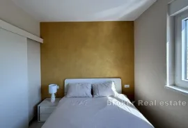 Moderan apartman s djelomičnim pogledom na more, Trogir, Appartamento