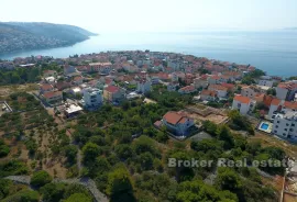 Građevinsko zemljište na traženoj lokaciji, Trogir, Terreno