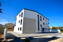 Novoizgrađen dvosoban apartman, Lanišće, Appartamento