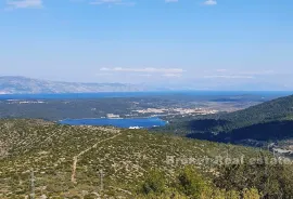 Građevno zemljište s pogledom na more, Hvar, Terreno