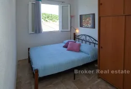 Apartmanska kuća drugi red od mora s otvorenim pogledom na more, Marina, Famiglia