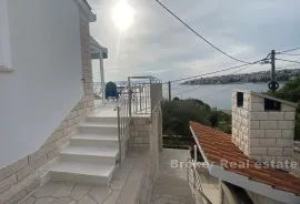 Samostojeća kuća u drugom redu do mora, Trogir, Famiglia