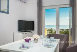 Apartmanska kuća s bazenom, Makarska, Famiglia