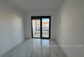 Prostrani penthouse s pogledom na more, Trogir, Appartamento