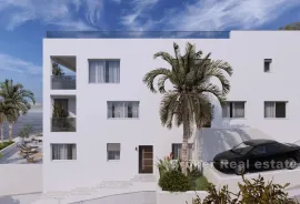 Ekskluzivan penthouse s krovnom terasom u prvom redu do mora, Trogir, Daire