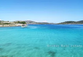 Otok Kaprije - Ekskluzivna vila s bazenom, Lanišće, Famiglia