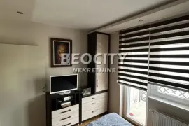 Novi Sad, Grbavica, Vojvode Knićanina, 2.5, 50m2, Novi Sad - grad, Kвартира