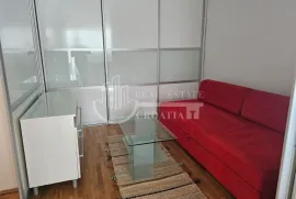 Najam, Trešnjevka, stan 50m2 sa parkirnim mjestom, Zagreb, Appartment