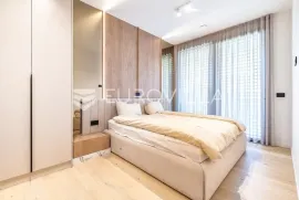 Zagreb, Štrigina, luksuzan četverosoban stan NKP 115 m2 + 2 GPM, Zagreb, Appartment