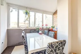 Zagreb, Šenoina, odličan trosoban stan NKP 102 m2, Zagreb, Flat