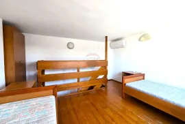 Istra,Rovinj,blizina mora,3 spavaće sobe,odličan stan za najam, Rovinj, Flat