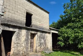 Istra, Kanfanar okolica građevinska parcela sa objektom i dva ulaza, Kanfanar, Zemljište