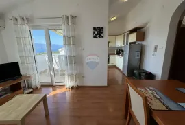 OTOK KRK-PINEZIĆI apartman sa pogledom na more i garažom, Krk, Apartamento