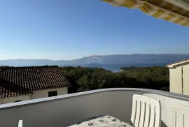 OTOK KRK-PINEZIĆI apartman sa pogledom na more i garažom, Krk, Apartamento