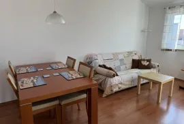 OTOK KRK-PINEZIĆI apartman sa pogledom na more i garažom, Krk, Apartamento