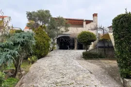 KUĆA NA IZVANREDNOJ LOKACIJI-GRAD KRK, Krk, Haus