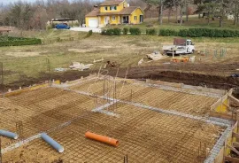 ROH BAU KUĆA S BAZENOM U NASELJU BERTOŠI, Pazin - Okolica, Casa