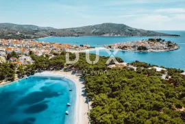 ŠIBENIK, PRIMOŠTEN - Poljoprivredno zemljište s pogledom na more!, Primošten, Terrain