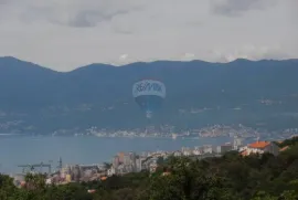 Pulac - namještena kuća s pogledom i vrtom !, Rijeka, Casa