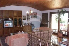 MATULJI-CENTAR-SAMOSTOJEĆA KUĆA 400 m2 S OKUĆNICOM, Matulji, Casa