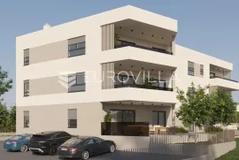 Vodice, prostran dvosoban stan na 1. katu, NKP 90,46 m², Vodice, Flat