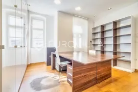 Zagreb, Centar uredski poslovni prostor NKP 75 m2, Zagreb, العقارات التجارية