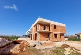 Istra, Umag okolica -  dvojna kuća: dvoetažni stan sa bazenom, 120m2, Umag, Flat