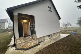 TURISTIČKO UGOSTITELJSKI PROJEKT NA TOP LOKACIJI, Plitvička Jezera, House