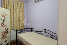 Opatija, Ičići - dvosobni stan blizu mora s balkonom i pogledom na more, Opatija, Appartement