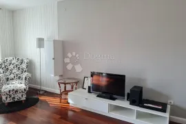 Opatija, Ičići - dvosobni stan blizu mora s balkonom i pogledom na more, Opatija, Appartement