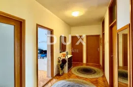 KASTAV, ĆIKOVIĆI - Stan 3S+DB, okućnica, garaža, pogled!, Kastav, Appartment