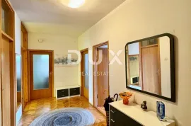 KASTAV, ĆIKOVIĆI - Stan 3S+DB, okućnica, garaža, pogled!, Kastav, Appartment