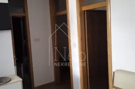 Dva apartmana u kuću u centru Vodica, Vodice, Ev