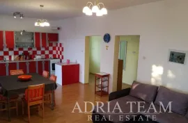 KUĆA UDALJENA 200 m OD MORA - MASLENICA, Jasenice, House