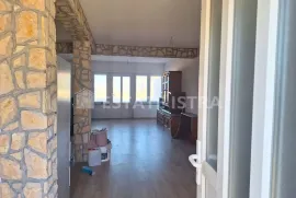 Pula - Veliki stan u stambenoj kući, Pula, Apartamento