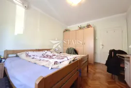 Rijeka, Krnjevo, stan 52m2 s lođom, Rijeka, Wohnung