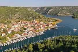 Hotel blizu mora, Šibenik, Εμπορικά ακίνητα