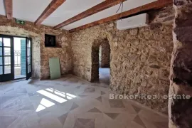 Hotel blizu mora, Šibenik, Εμπορικά ακίνητα