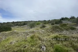 Građevinsko zemljište s panoramskim pogledom na more, Rogoznica, Terreno